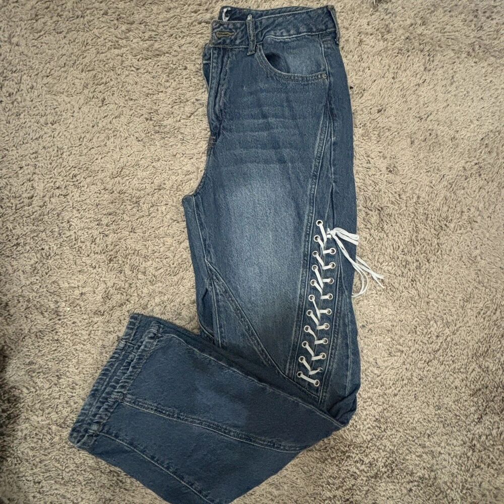 Forever 21 Women's Lace Up Tie Flared Leg High-Waist Long Pants 31” Waist